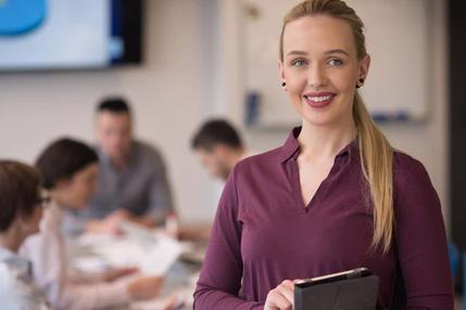 estagiarios-ganham-em-media-r-965-63-veja-os-cursos-com-as-melhores-bolsas-auxilio-do-pais