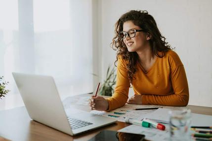 feirao-on-line-de-estagios-e-empregos-e-realizado-por-instituicao-de-ensino-hoje-mais