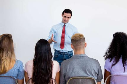 centro-universitario-promove-feira-gratuita-para-capacitar-e-aproximar-estudantes-do-mercado-de-trabalho-gc