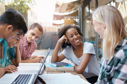 81-79-dos-jovens-valoriza-a-sustentabilidade-em-um-emprego